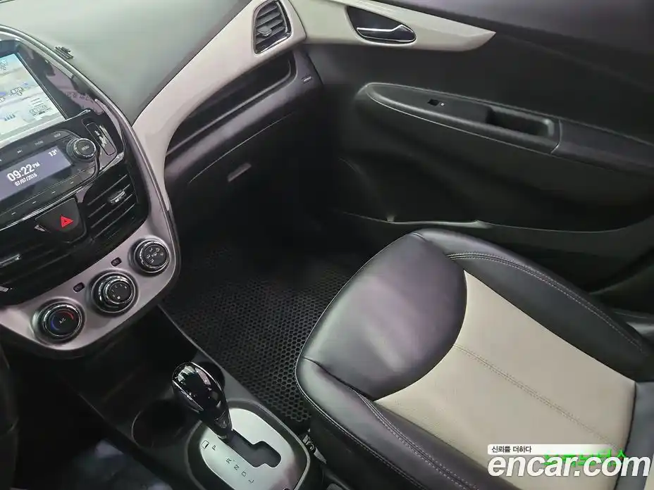 Chevrolet Spark 2016 1.0 Автомат в Москве № 1190366, фото 9