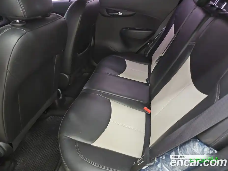 Chevrolet Spark 2016 1.0 Автомат в Москве № 1190366, фото 10