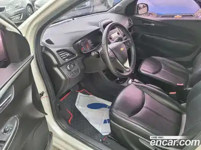 Chevrolet Spark 2017 1.0 Автомат в Москве № 1190382, миниатюра 9