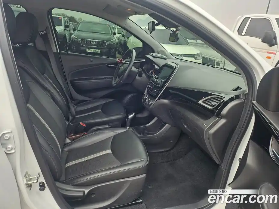 Chevrolet Spark 2022 1.0 Автомат в Москве № 1190385, фото 11