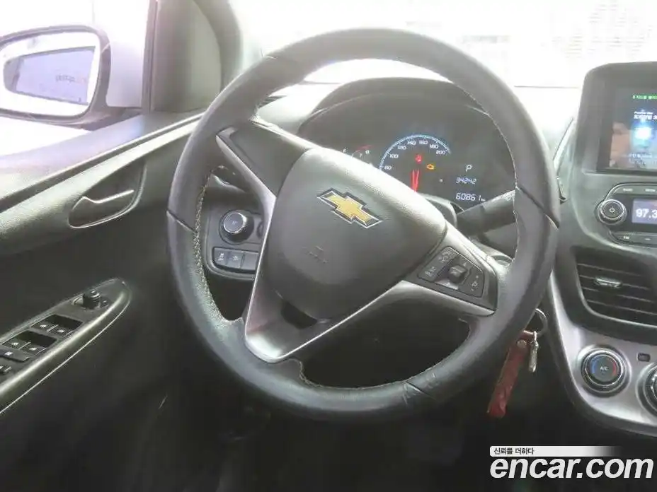 Chevrolet Spark 2016 1.0 Автомат в Москве № 1190403, фото 19