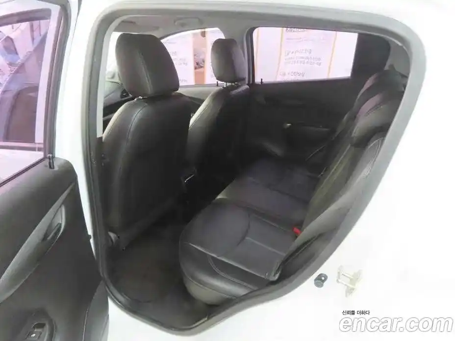 Chevrolet Spark 2016 1.0 Автомат в Москве № 1190403, фото 10