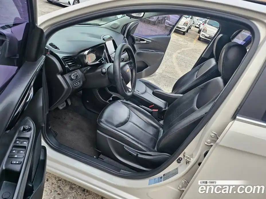 Chevrolet Spark 2016 1.0 Автомат в Москве № 1190515, фото 8