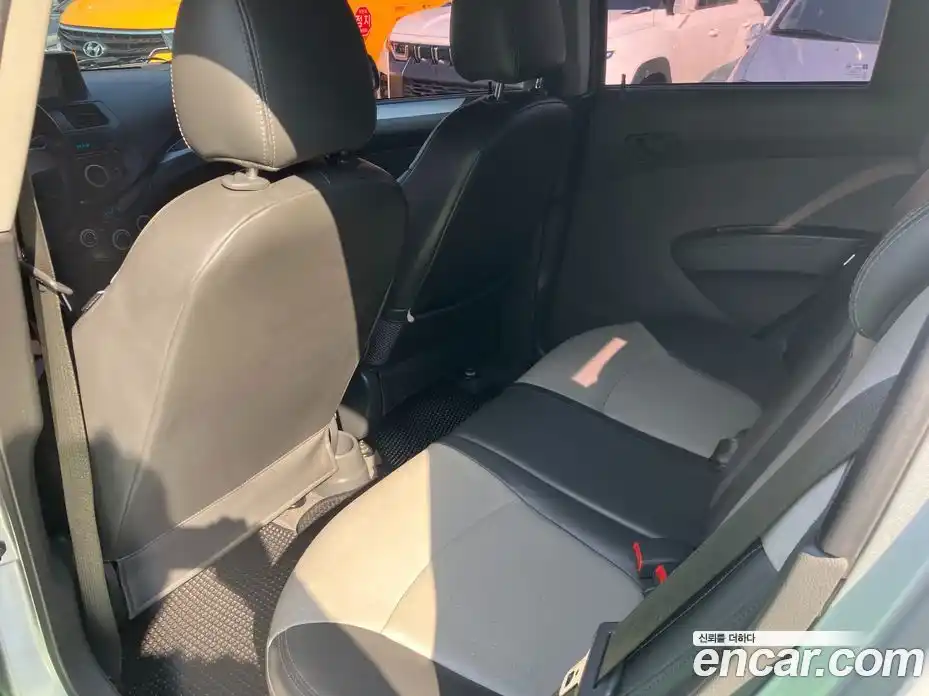 Chevrolet Spark 2011 1.0 Автомат в Москве № 1190561, фото 15