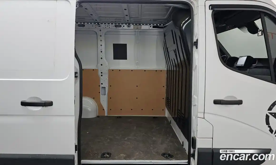 Renault Master 2022 2.3 механика в Москве № 1190675, фото 12