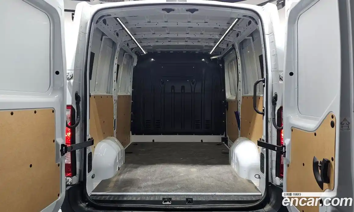Renault Master 2022 2.3 механика в Москве № 1190675, фото 20