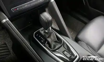 Renault QM6 2023 2.0 гидро в Москве № 1190890, миниатюра 9