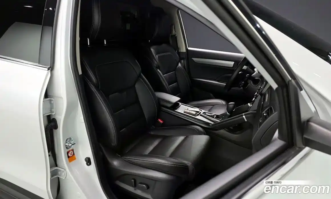 Renault QM6 2023 2.0 гидро в Москве № 1190916, фото 9