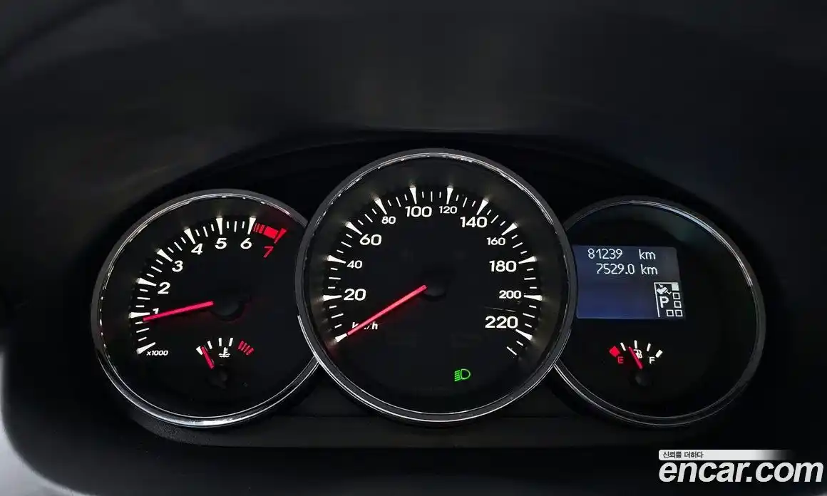 Renault SM3 2009 1.6 гидро в Москве № 1191056, фото 8