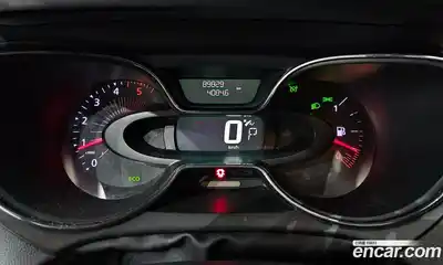 Renault QM3 2017 1.5 гидро в Москве № 1191129, миниатюра 8