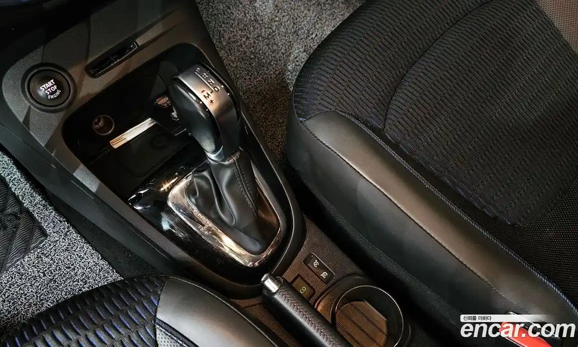 Renault QM3 2017 1.5 гидро в Москве № 1191129, фото 9