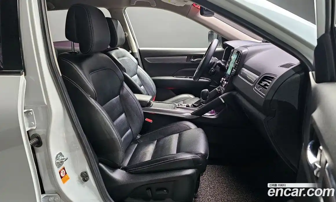 Renault QM6 2018 2.0 гидро в Москве № 1191142, фото 11