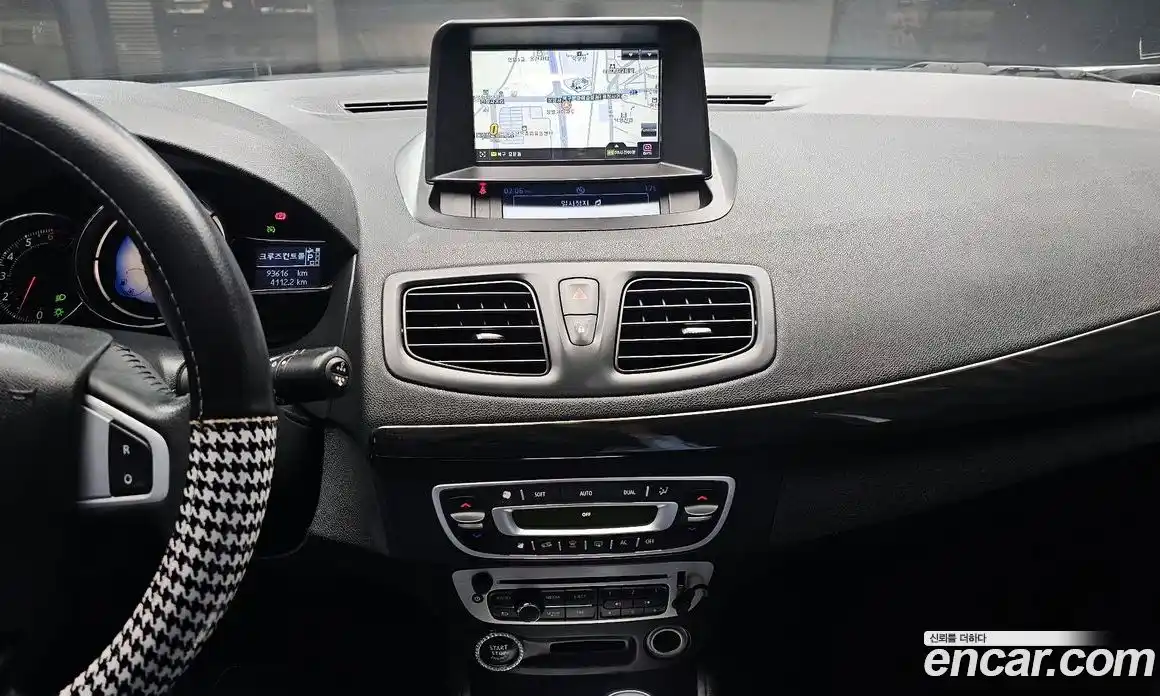 Renault SM3 2013 1.6 гидро в Москве № 1191155, фото 14