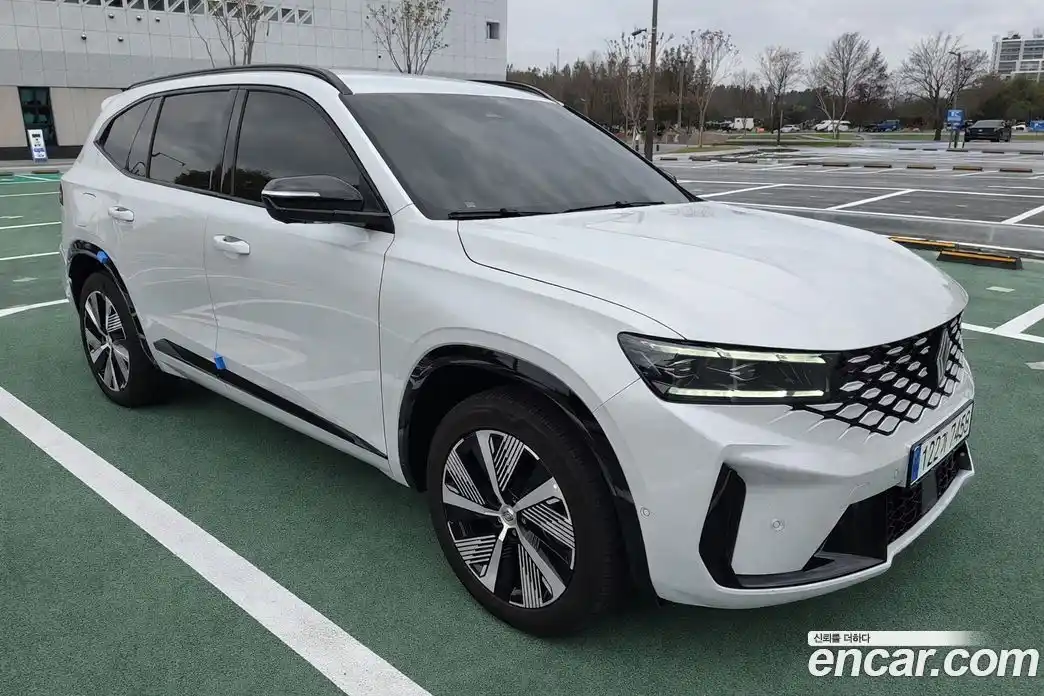 Renault Grand Koleos 2024 1.5 гидро в Москве № 1191736, фото 4