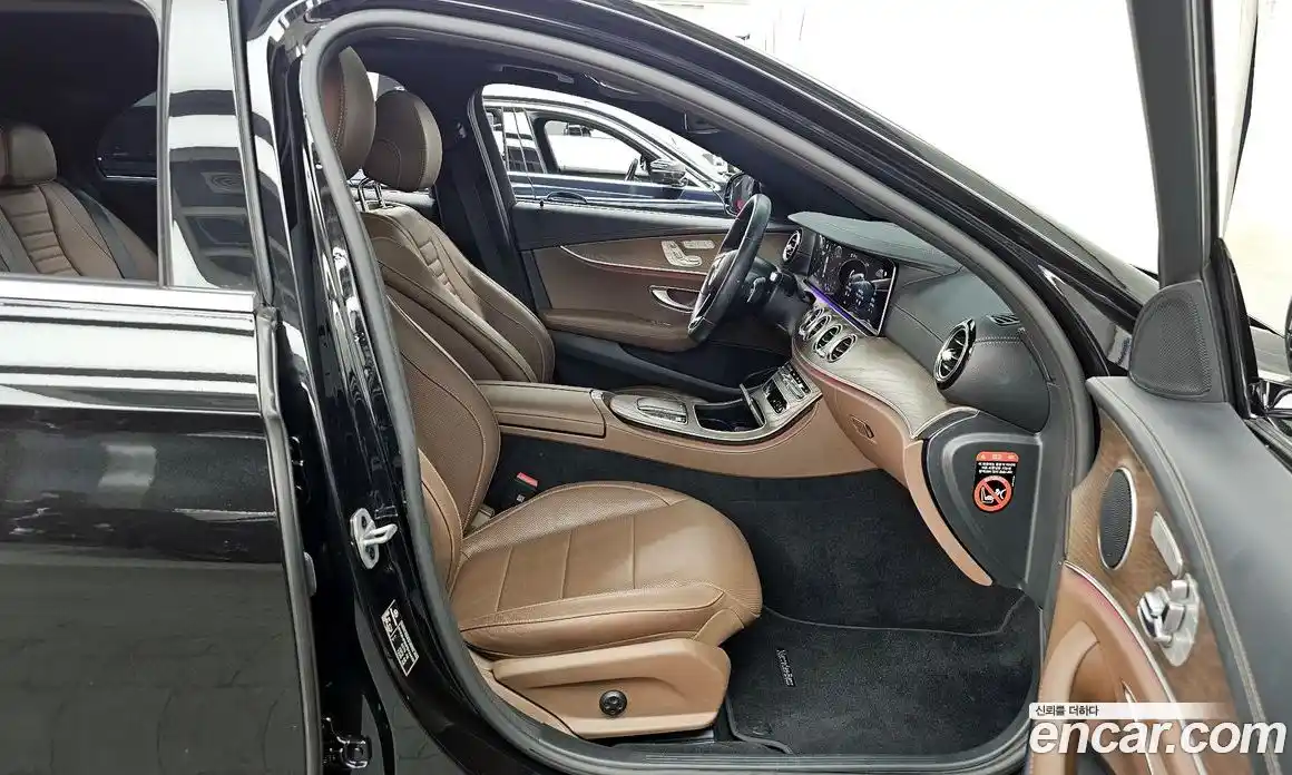 Mercedes-Benz E-Class 2023 2.0 гидро в Москве, фото 11