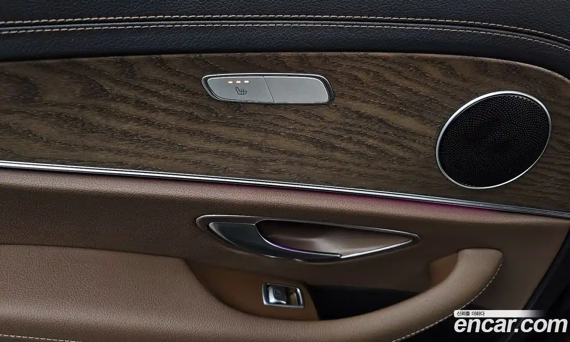 Mercedes-Benz E-Class 2023 2.0 гидро в Москве, фото 18
