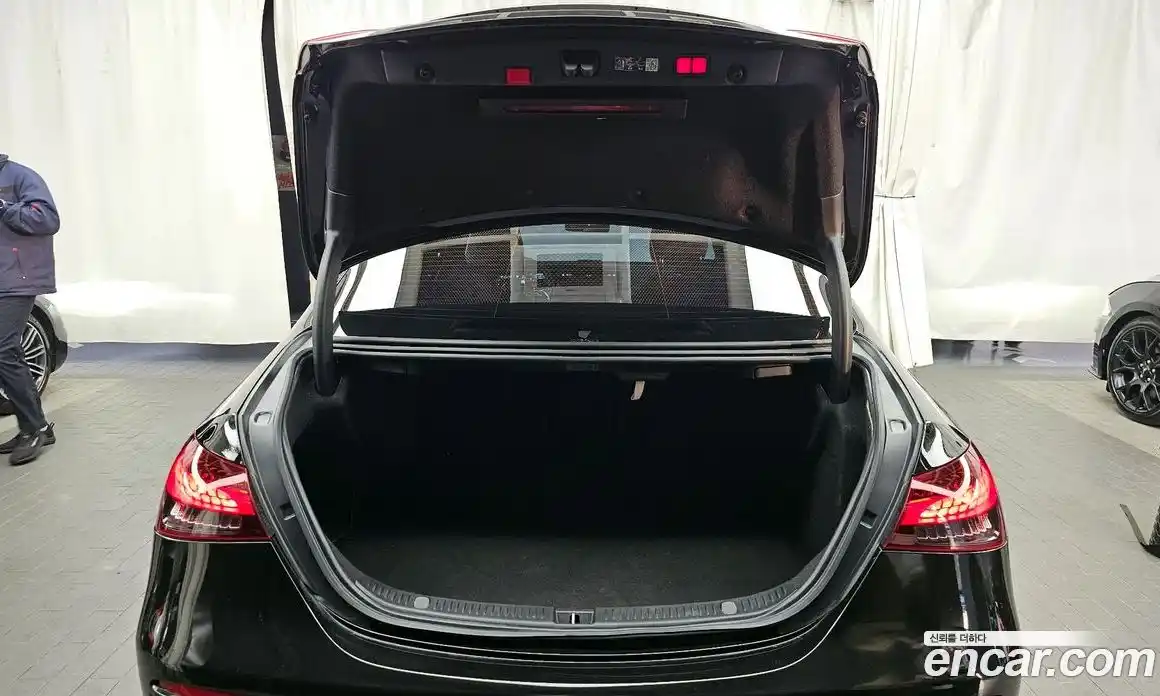 Mercedes-Benz E-Class 2023 2.0 гидро в Москве, фото 20