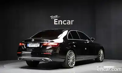 Mercedes-Benz E-Class 2023 2.0 гидро в Москве, миниатюра 2
