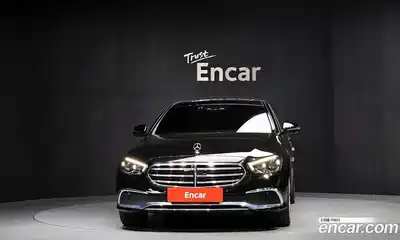 Mercedes-Benz E-Class 2023 2.0 гидро в Москве, миниатюра 3