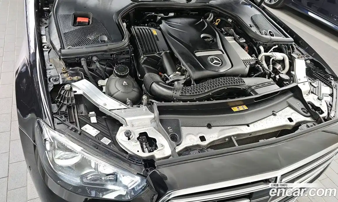 Mercedes-Benz E-Class 2023 2.0 гидро в Москве, фото 6