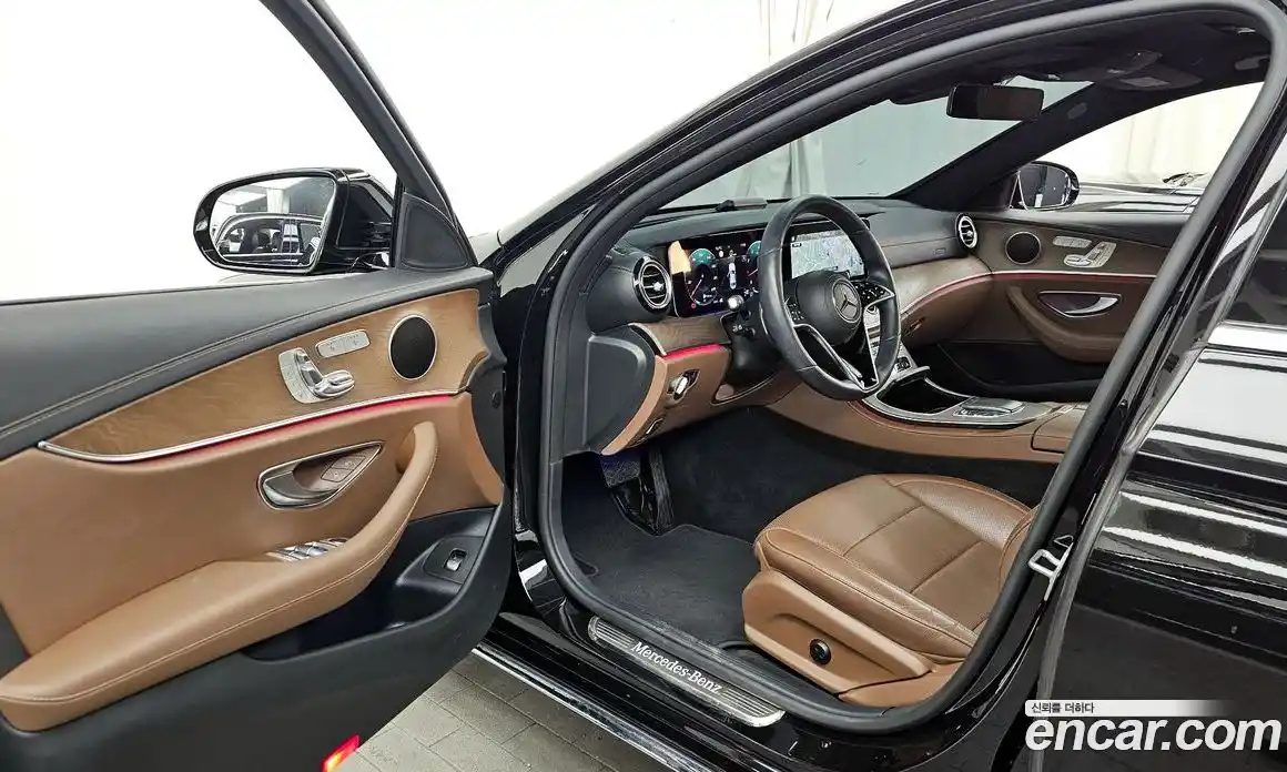 Mercedes-Benz E-Class 2023 2.0 гидро в Москве, фото 10