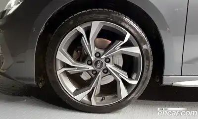 Audi A3 2023 2.0 гидро в Москве № 1195017, миниатюра 5
