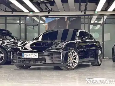 Porsche Panamera, 2024