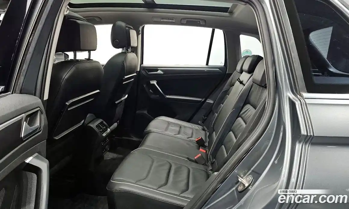 Volkswagen Tiguan 2019 2.0 гидро в Москве № 1197956, фото 12