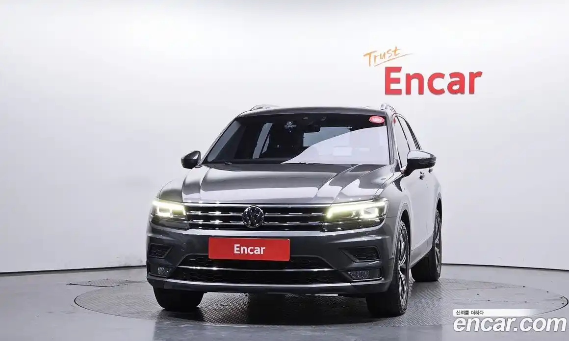 Volkswagen Tiguan 2019 2.0 гидро в Москве № 1197956, фото 3