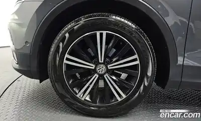 Volkswagen Tiguan 2019 2.0 гидро в Москве № 1197956, миниатюра 5