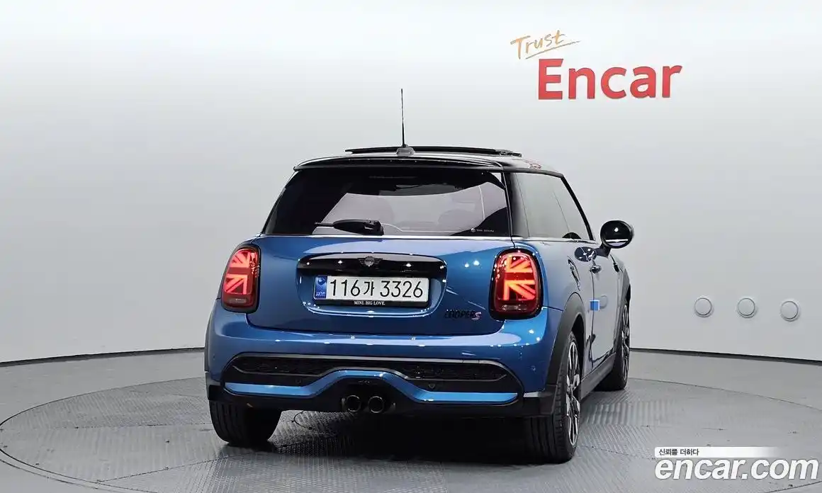 Mini Cooper 2023 2.0 гидро в Москве № 221552, фото 4