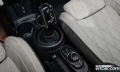 Mini Cooper 2023 2.0 гидро в Москве № 221552, миниатюра 9