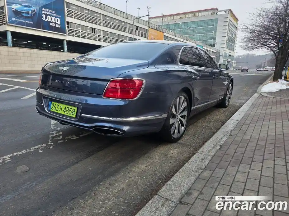 Bentley Flying Spur 2020 6.0 гидро в Москве № 434052, фото 6