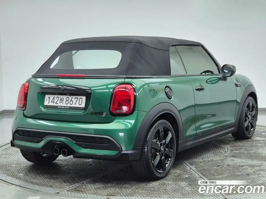 Mini Cooper Convertible 2021 2.0 гидро в Москве № 1014083, фото 4