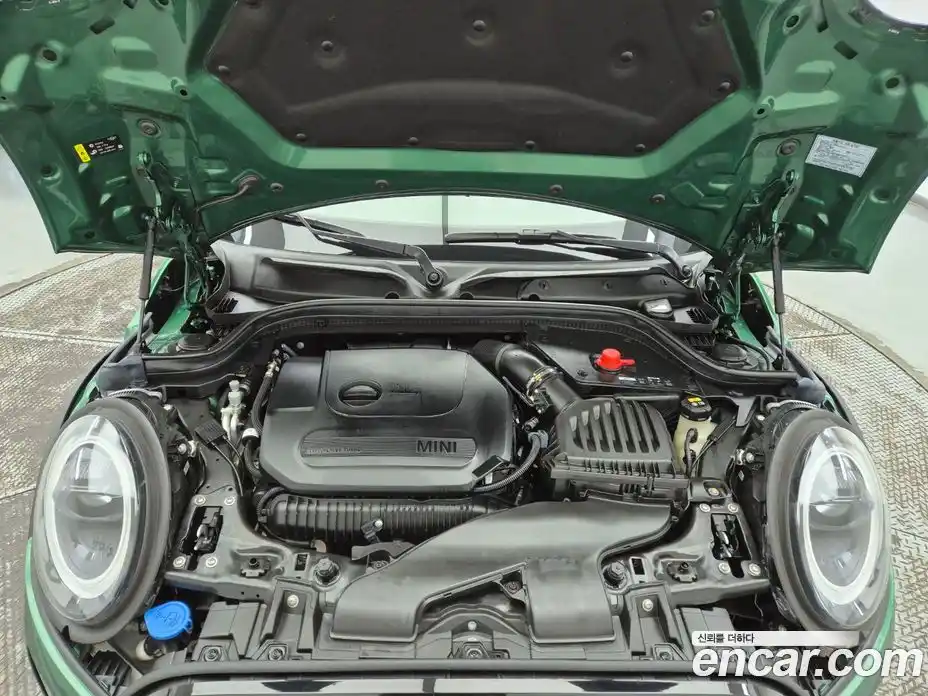 Mini Cooper Convertible 2021 2.0 гидро в Москве № 1014083, фото 8