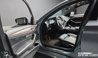 BMW 5-Series 2017 2.0 гидро в Москве № 1190214, миниатюра 10