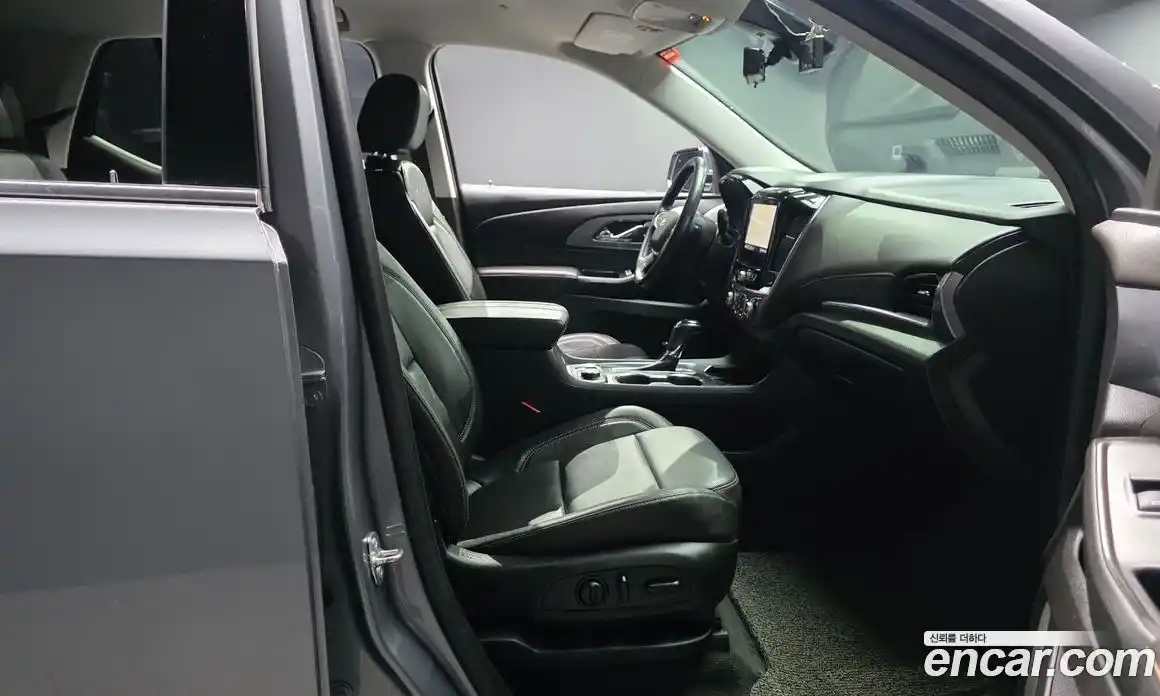 Chevrolet Traverse 2020 3.6 Автомат в Москве № 1190223, фото 12