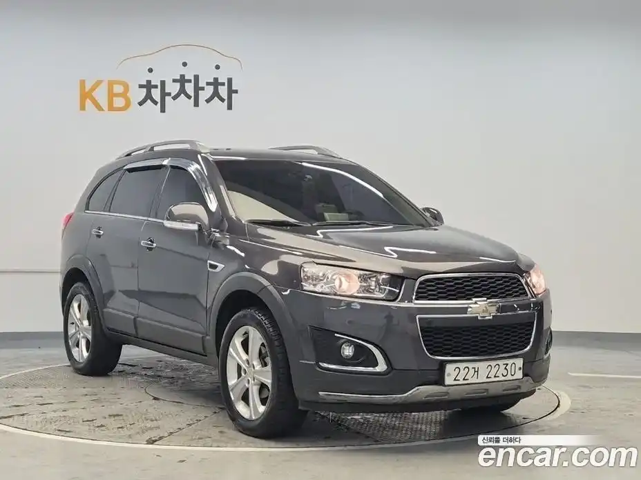 Chevrolet Captiva 2015 2.0 Автомат в Москве № 1190265, фото 3