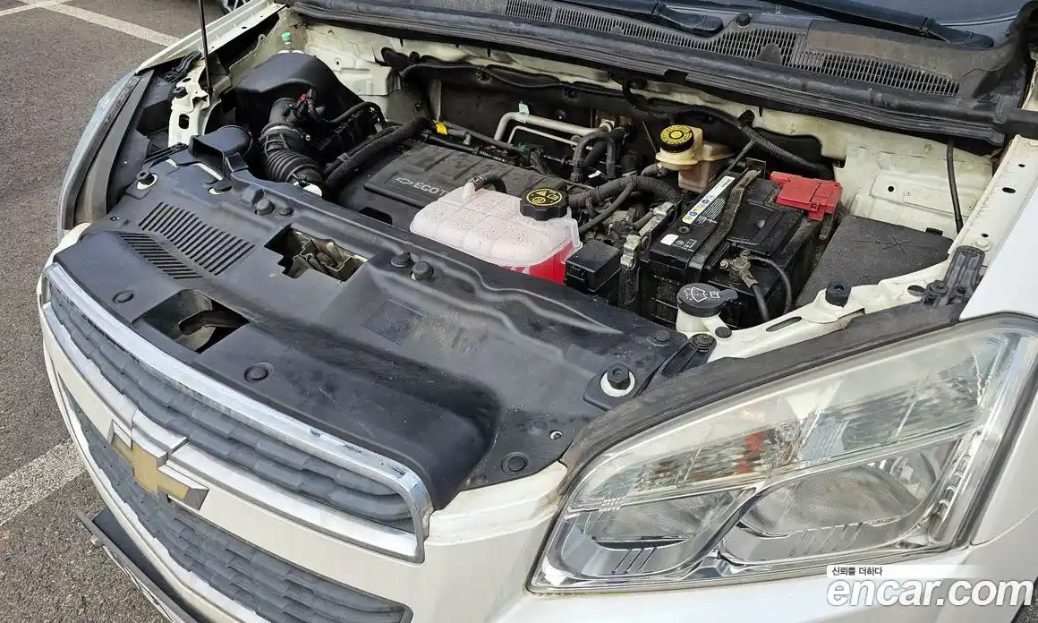 Chevrolet Trax 2014 1.4 Автомат в Москве № 1190296, фото 6