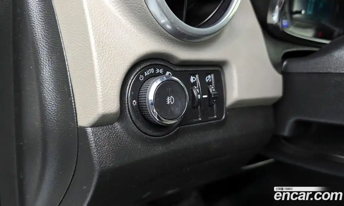 Chevrolet Trax 2014 1.4 Автомат в Москве № 1190309, фото 11