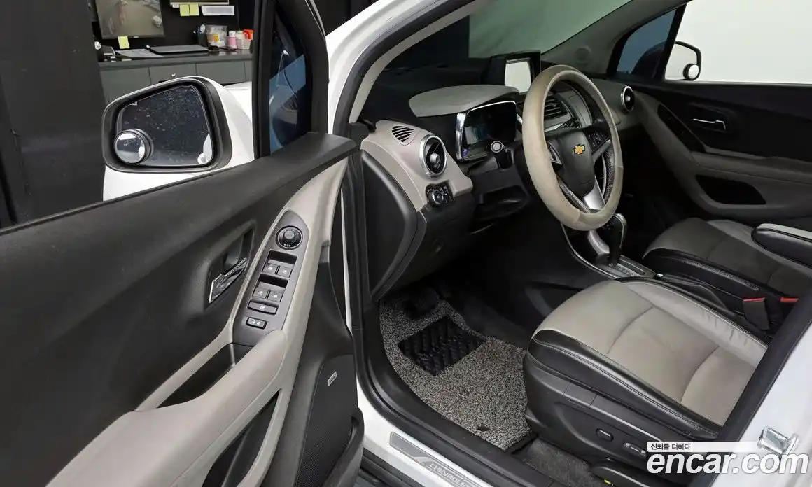 Chevrolet Trax 2014 1.4 Автомат в Москве № 1190309, фото 10