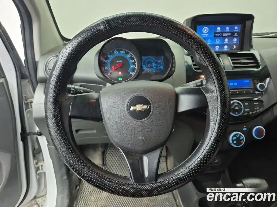 Chevrolet Spark 2014 1.0 Автомат в Москве № 1190585, фото 9