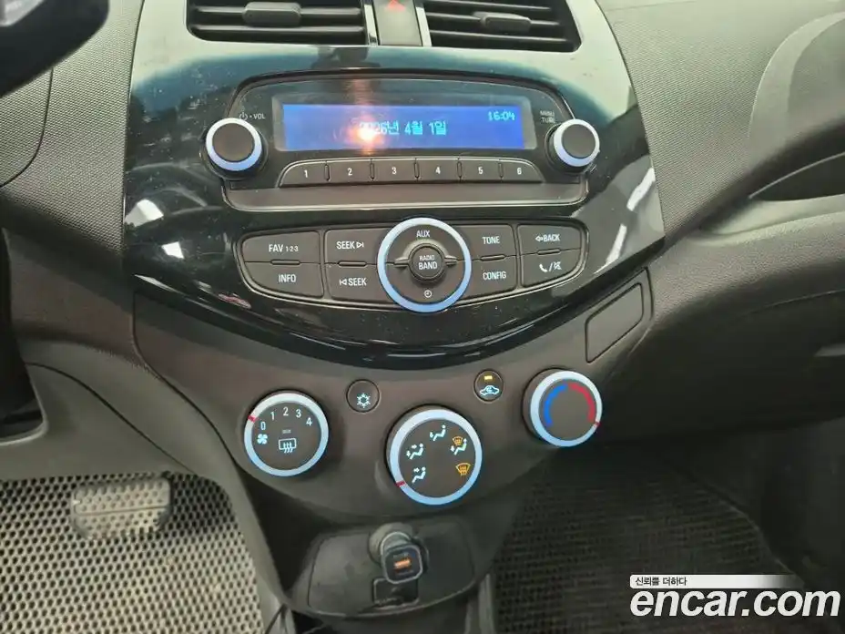 Chevrolet Spark 2014 1.0 Автомат в Москве № 1190585, фото 10