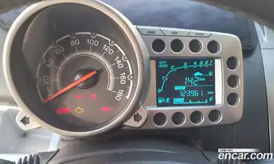 Chevrolet Spark 2012 1.0 Автомат в Москве № 1190607, миниатюра 5