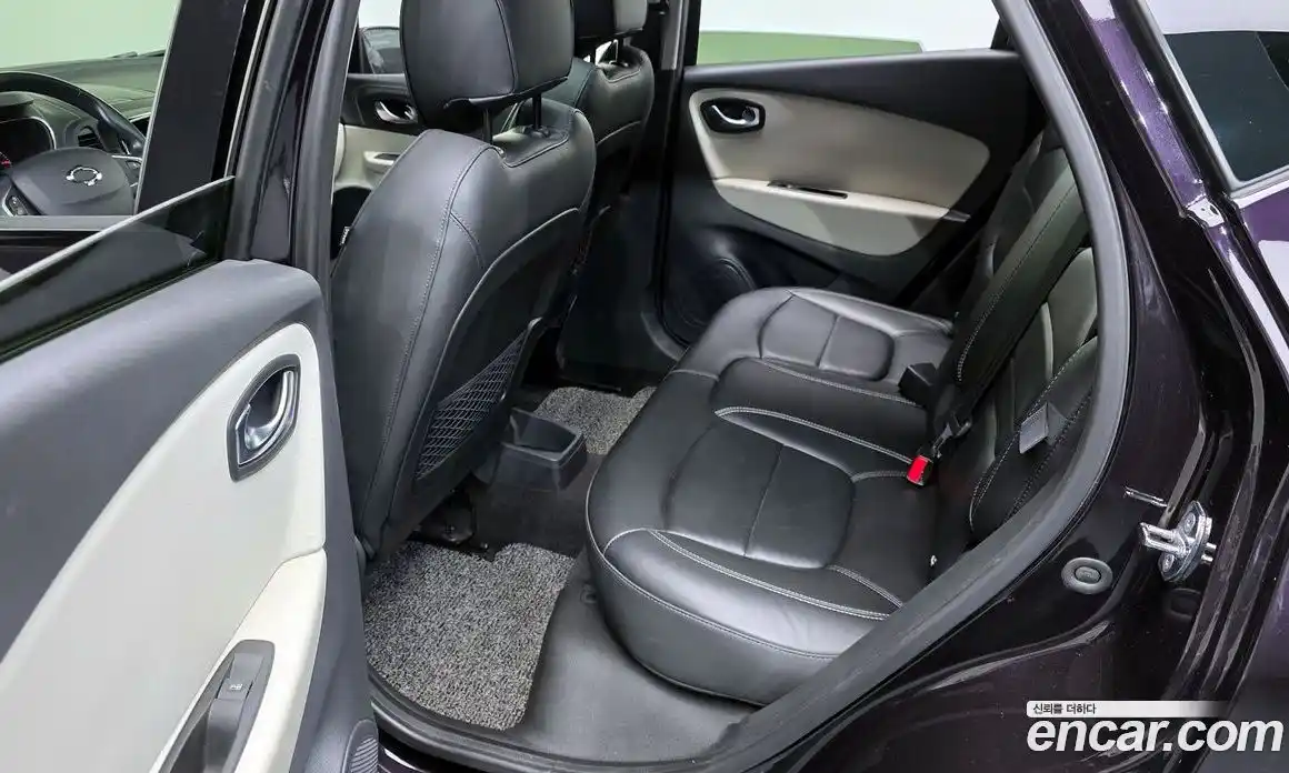Renault QM3 2017 1.5 гидро в Москве № 1190839, фото 12