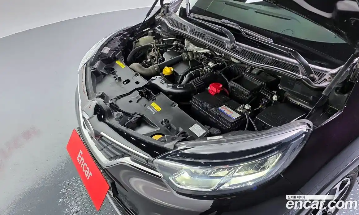 Renault QM3 2017 1.5 гидро в Москве № 1190839, фото 6