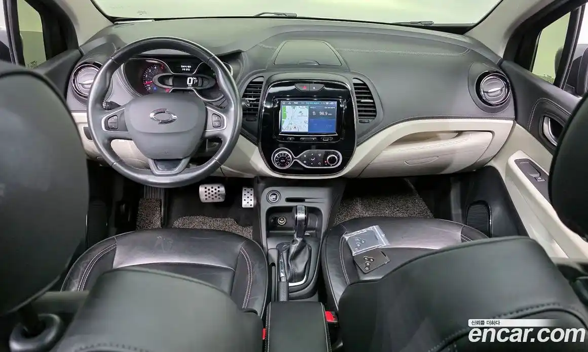 Renault QM3 2017 1.5 гидро в Москве № 1190839, фото 7