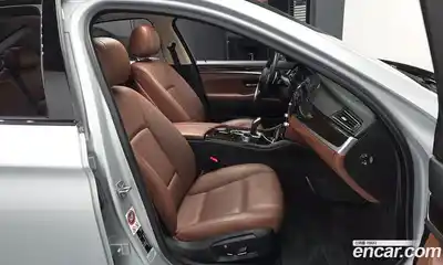 BMW 5-Series 2016 2.0 гидро в Москве № 1190961, миниатюра 11