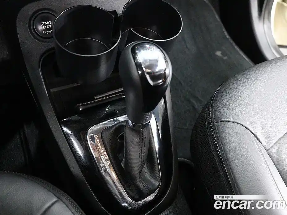 Renault QM3 2015 1.5 гидро в Москве № 1191114, фото 16
