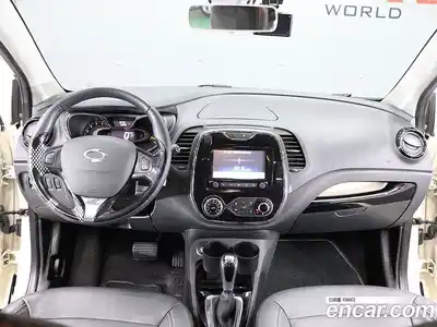 Renault QM3 2015 1.5 гидро в Москве № 1191114, миниатюра 10